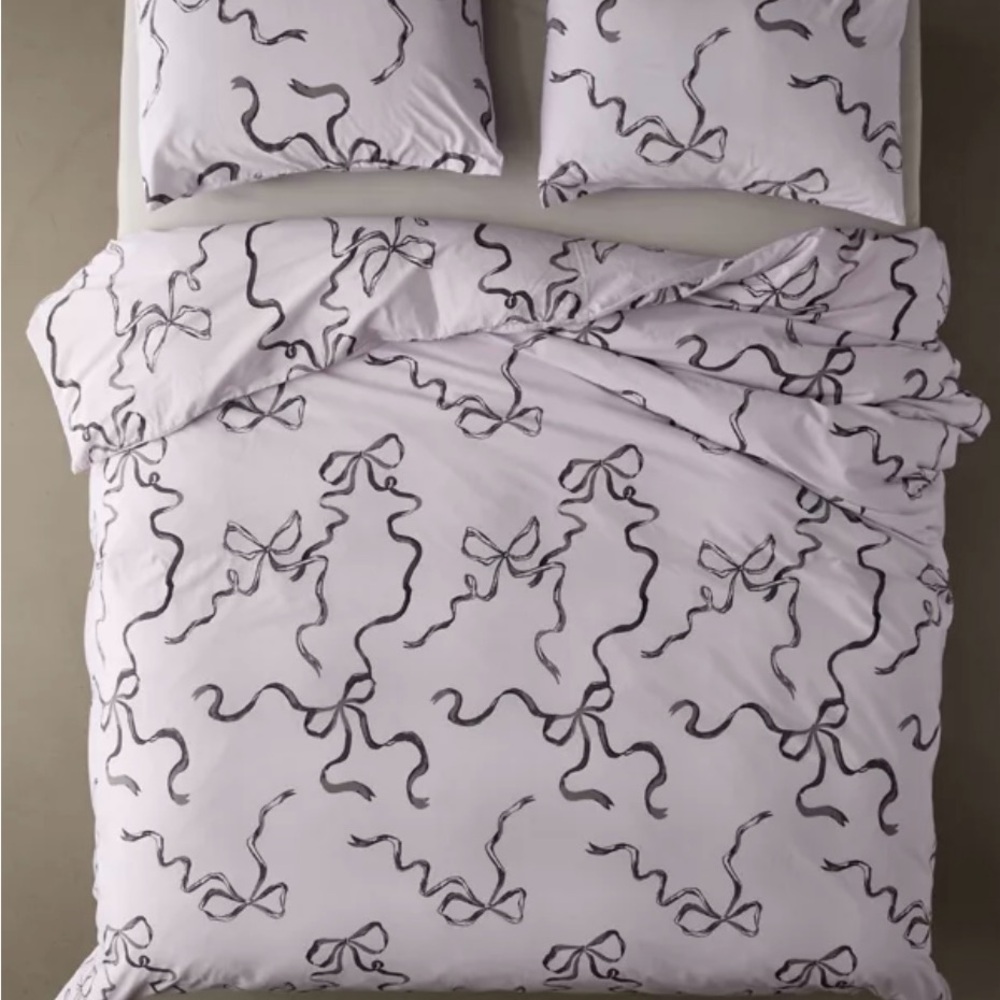 UO Painted bows printed lavender sheet set size twin/twin xl